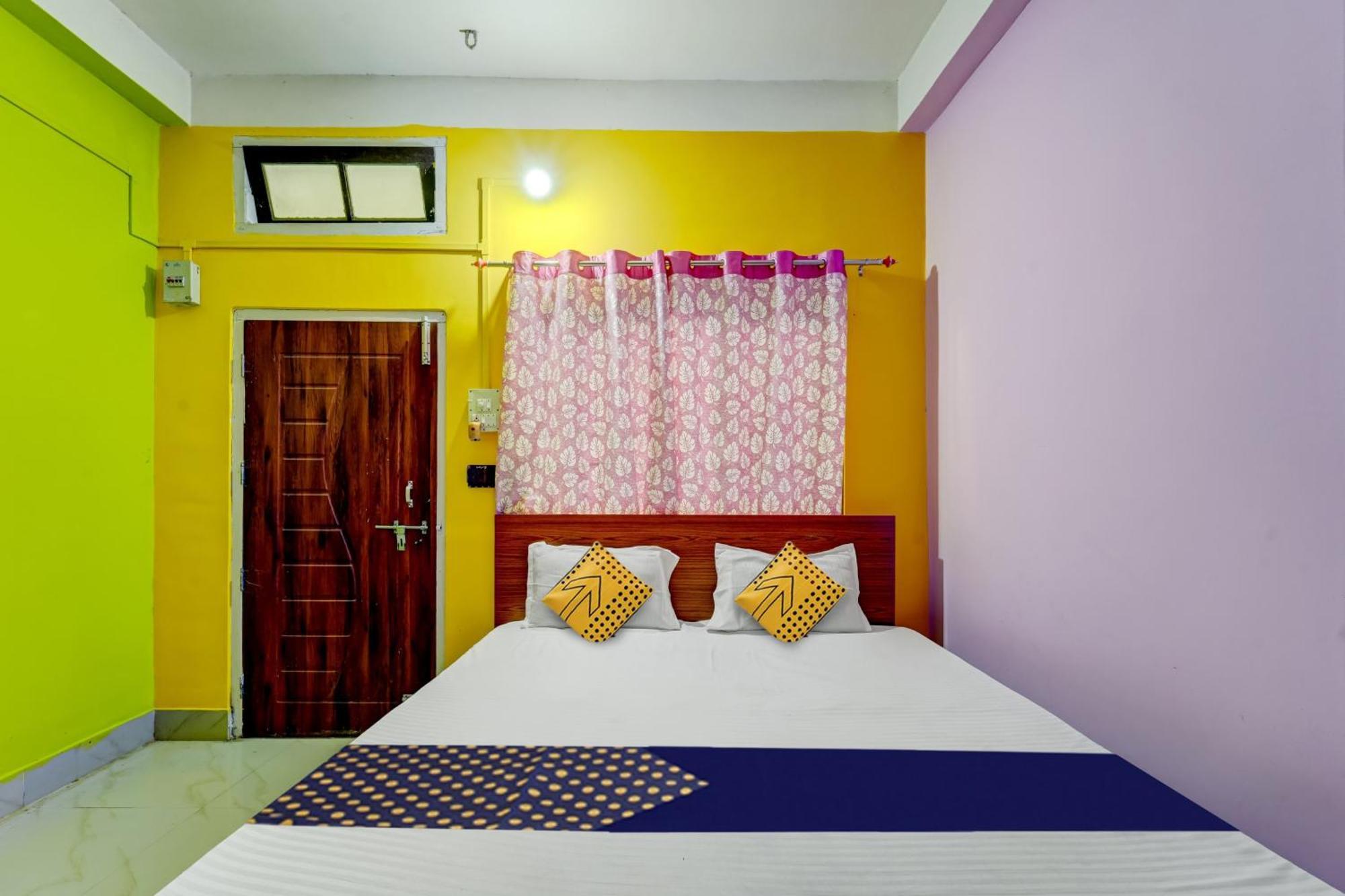 Hotel O Home Trimurti Guest House Guwahati Exterior foto